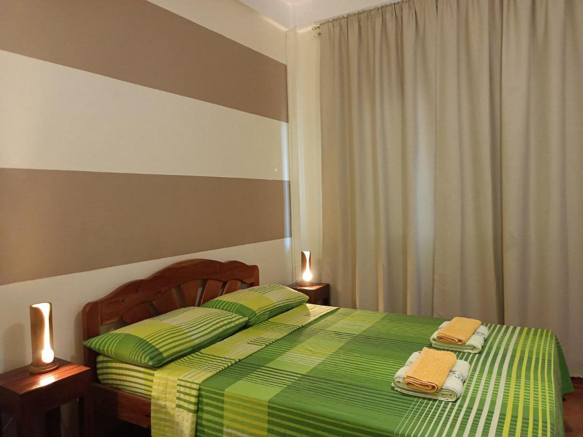 Villa Skanderbeg Guest House Puerto Princesa Luaran gambar