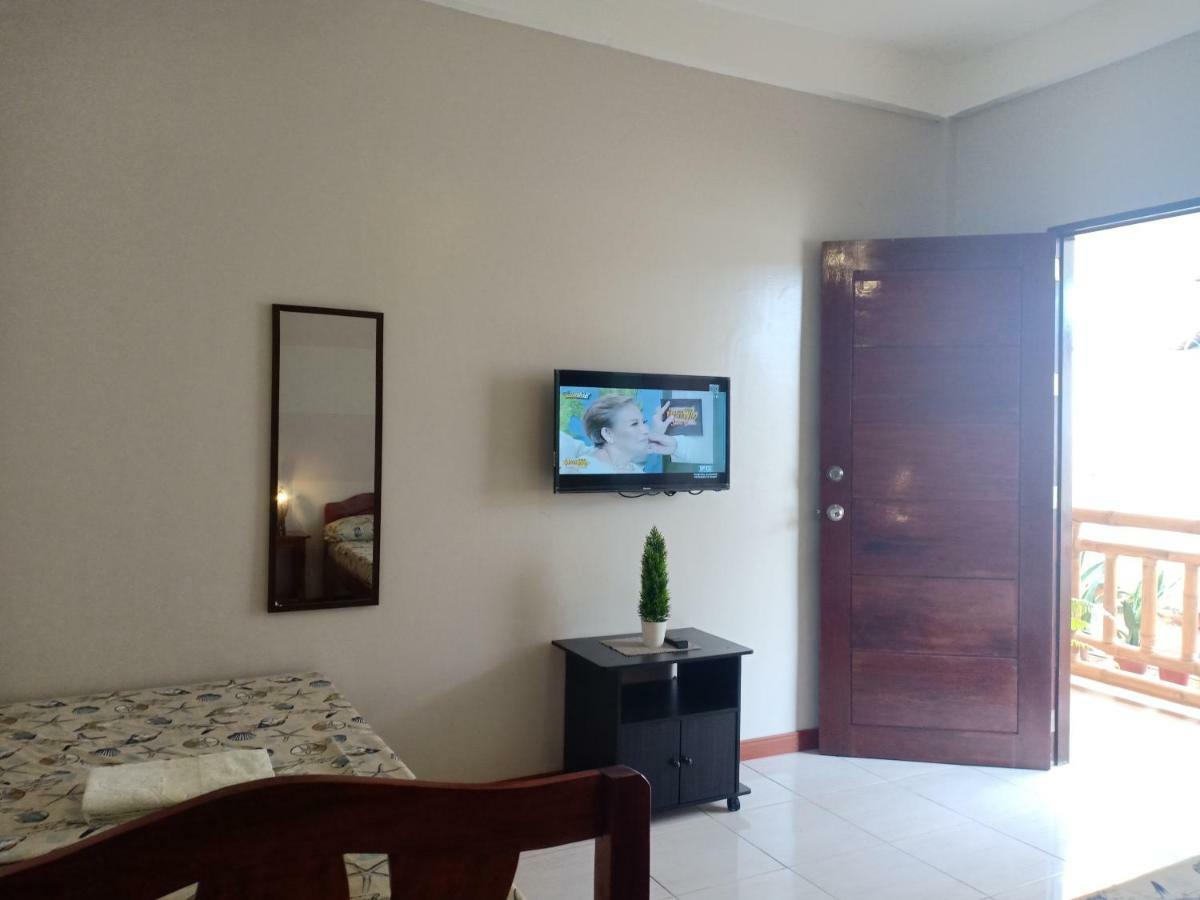 Villa Skanderbeg Guest House Puerto Princesa Luaran gambar